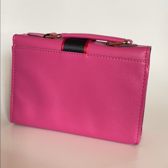 Trendy pink fashion crossbody handbag purse - Picture 4 of 9